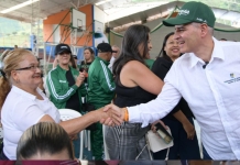 El Gobernador Andrés Julián visitó la Institución Educativa San José, en Betulia